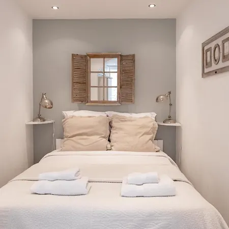 Holiday home Maison Denise - Suquet Vue Sur La Cathedrale Cannes
