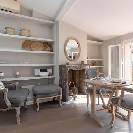 Holiday home Maison Denise - Suquet Vue Sur La Cathedrale Cannes